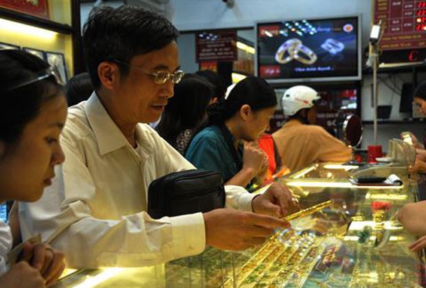 Cửa hàng nhỏ “chán” vàng miếng